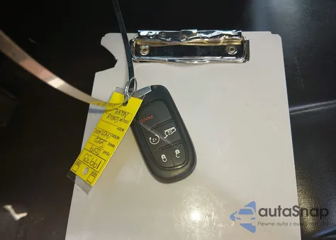 2019 Jeep Cherokee Latitude Plus 4X4 из США, поврежденный, VIN 1C4PJMLB2KD379918